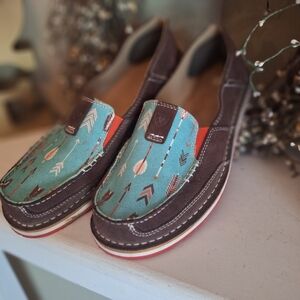 Ariat Women's Slip On Blue Turquoise Loafer Arrow Cruiser Sz 10